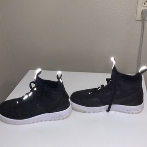 Nike Air Force 1 ultra force mid